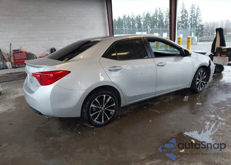 2017 Toyota Corolla Se z USA, uszkodzony, nr VIN 2T1BURHE5HC883306